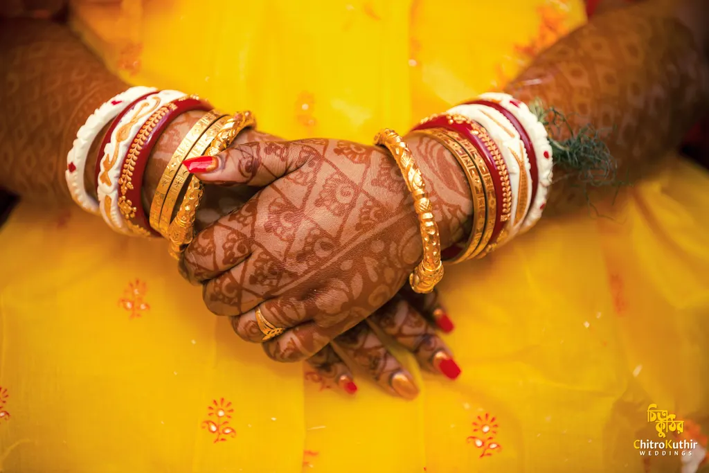 Holud (gaye holud) ceremony photography by ChitroKuthir Weddings, Bangladesh