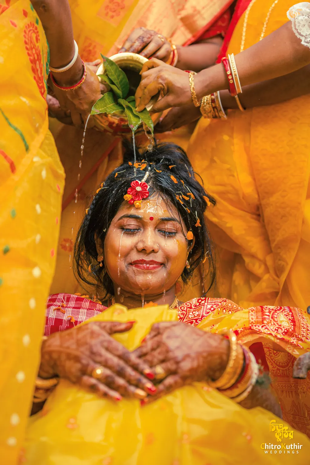 Holud (gaye holud) ceremony photography by ChitroKuthir Weddings, Bangladesh