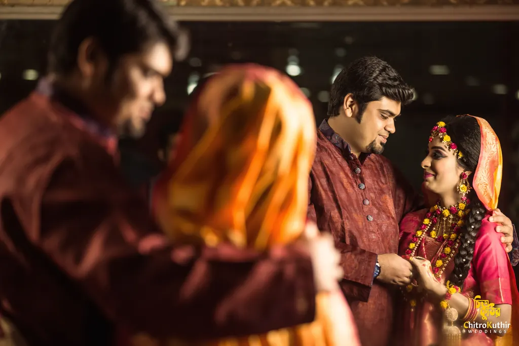 Holud (gaye holud) ceremony photography by ChitroKuthir Weddings, Bangladesh